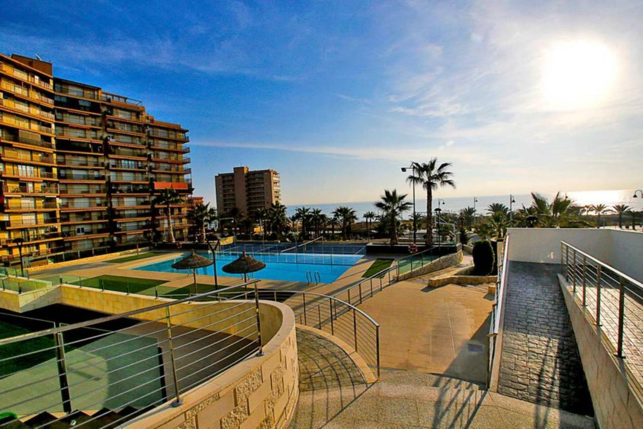 Sea Coast Apartment Arenales del Sol Luaran gambar